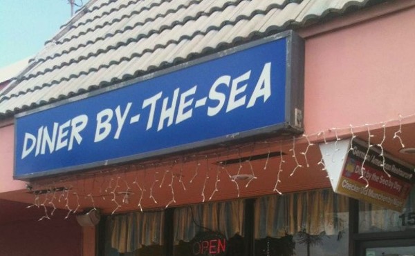 Diner By-the-Sea