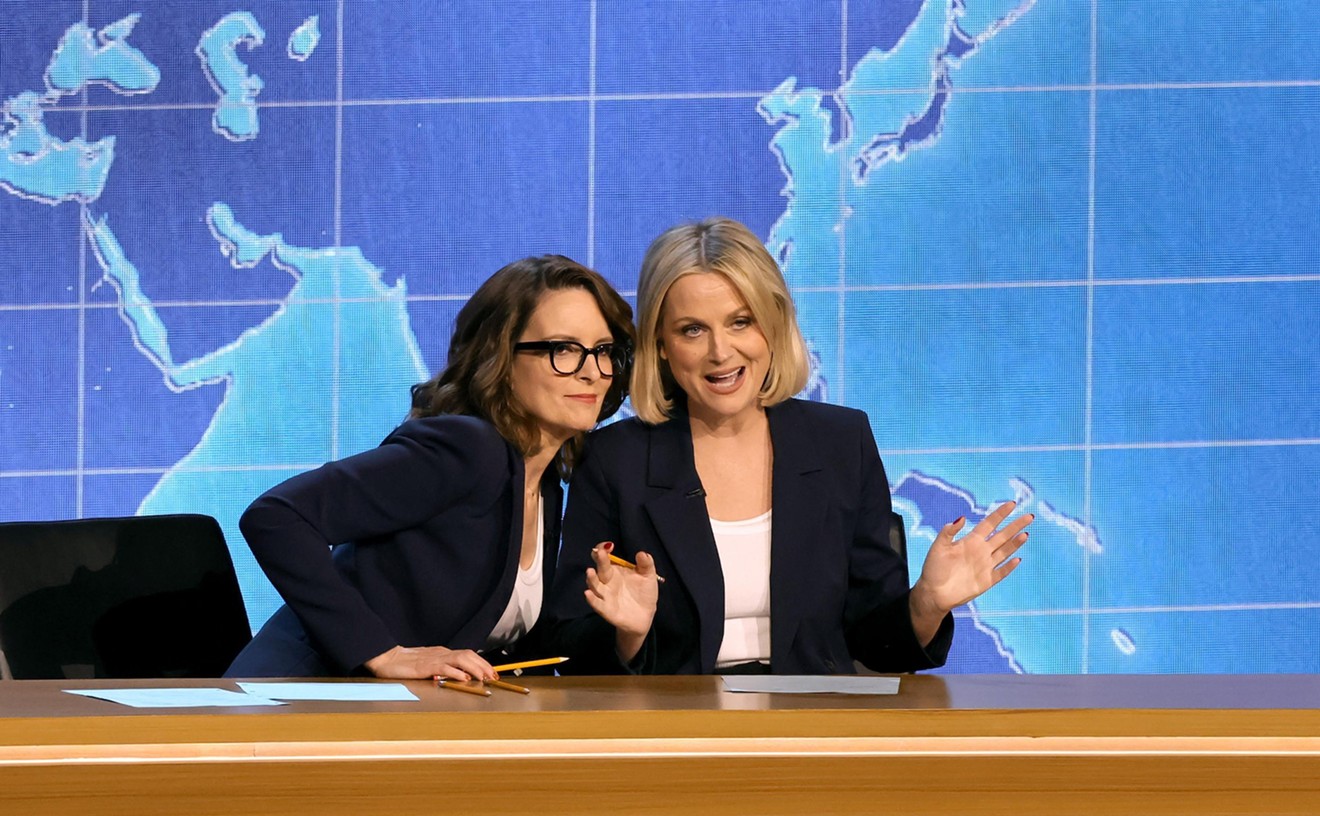 Tina Fey and Amy Poehler Bring Comedic Chops to Hard Rock Live